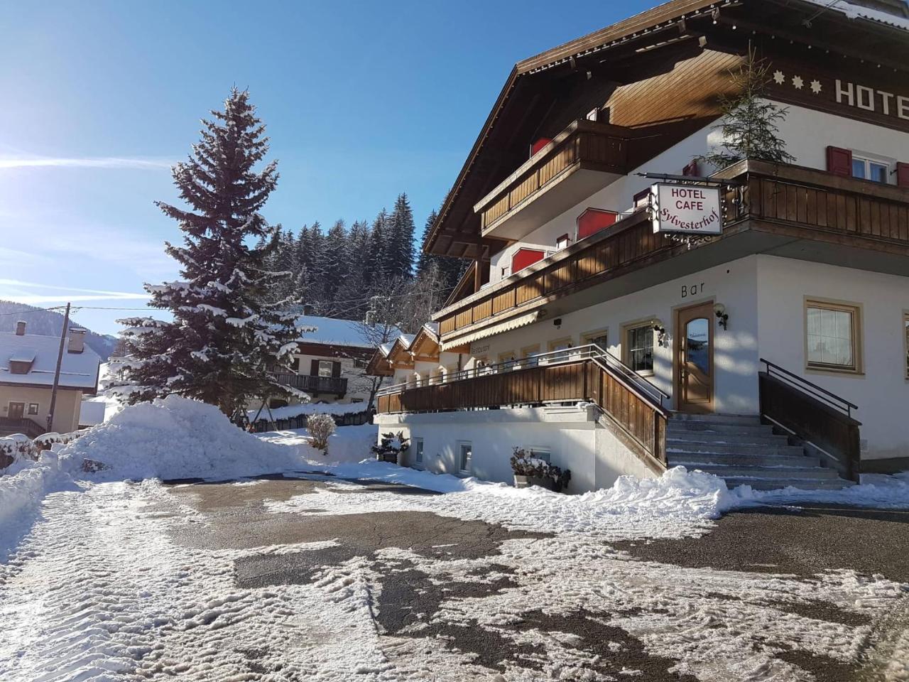 Hotel Silvesterhof Toblach Exterior foto